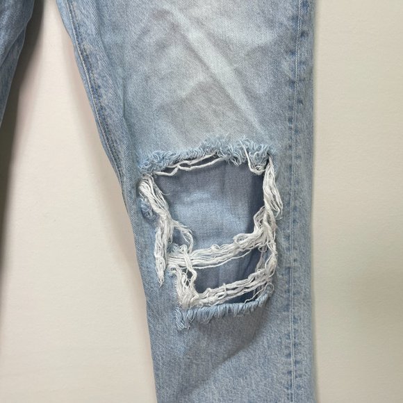 America Eagle Mom Jeans sz 6 - Picture 4 of 16